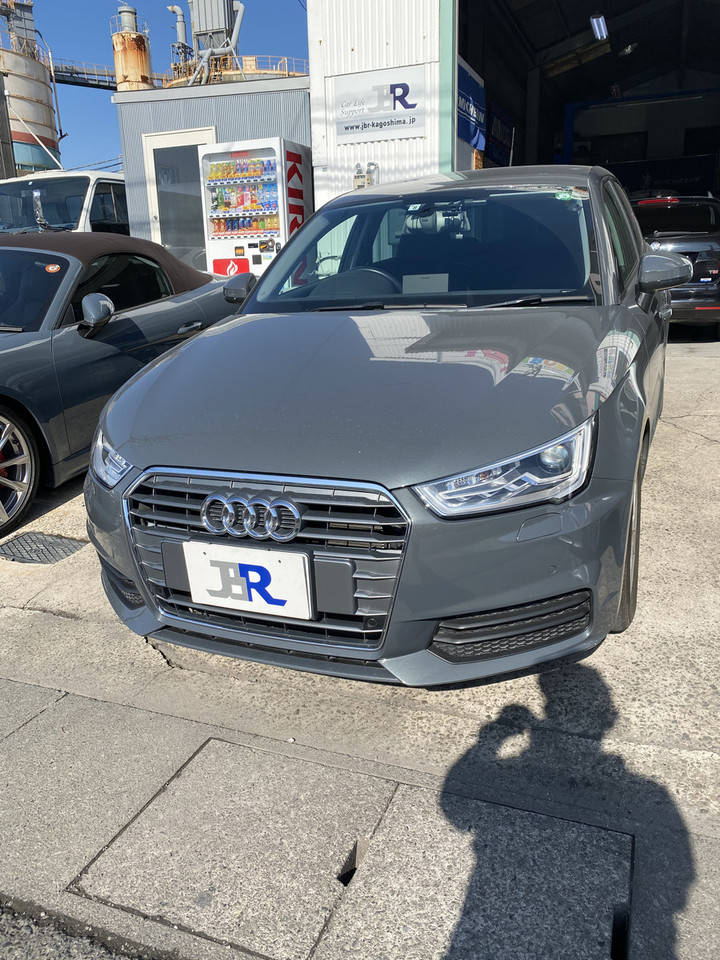 B8c7bbfffea84070b350df266deda9fb