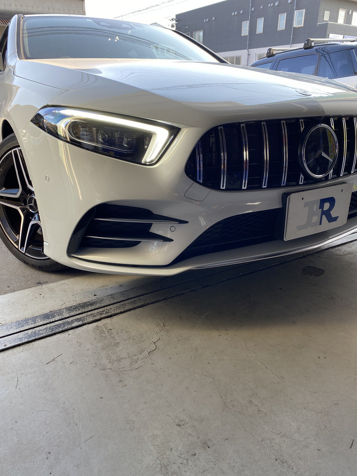 18e453c51d3446d2bc06580693f048cb