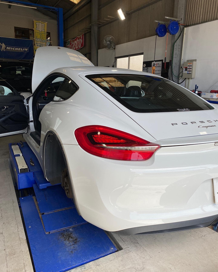 83d6a324263644fda69428339ffad686